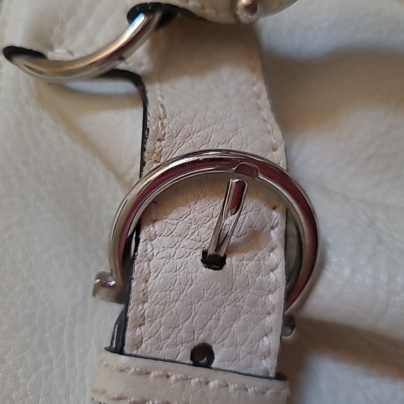 🌟CLEARANCE🌟Salvatore Ferragamo bag - Picture 14 of 16